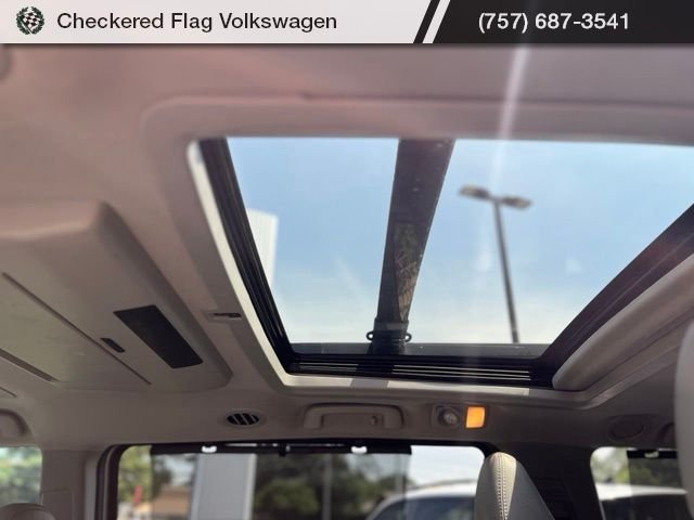 Used 2019 Celestial Silver Metallic Toyota Limited Premium 7 Passenger image 27