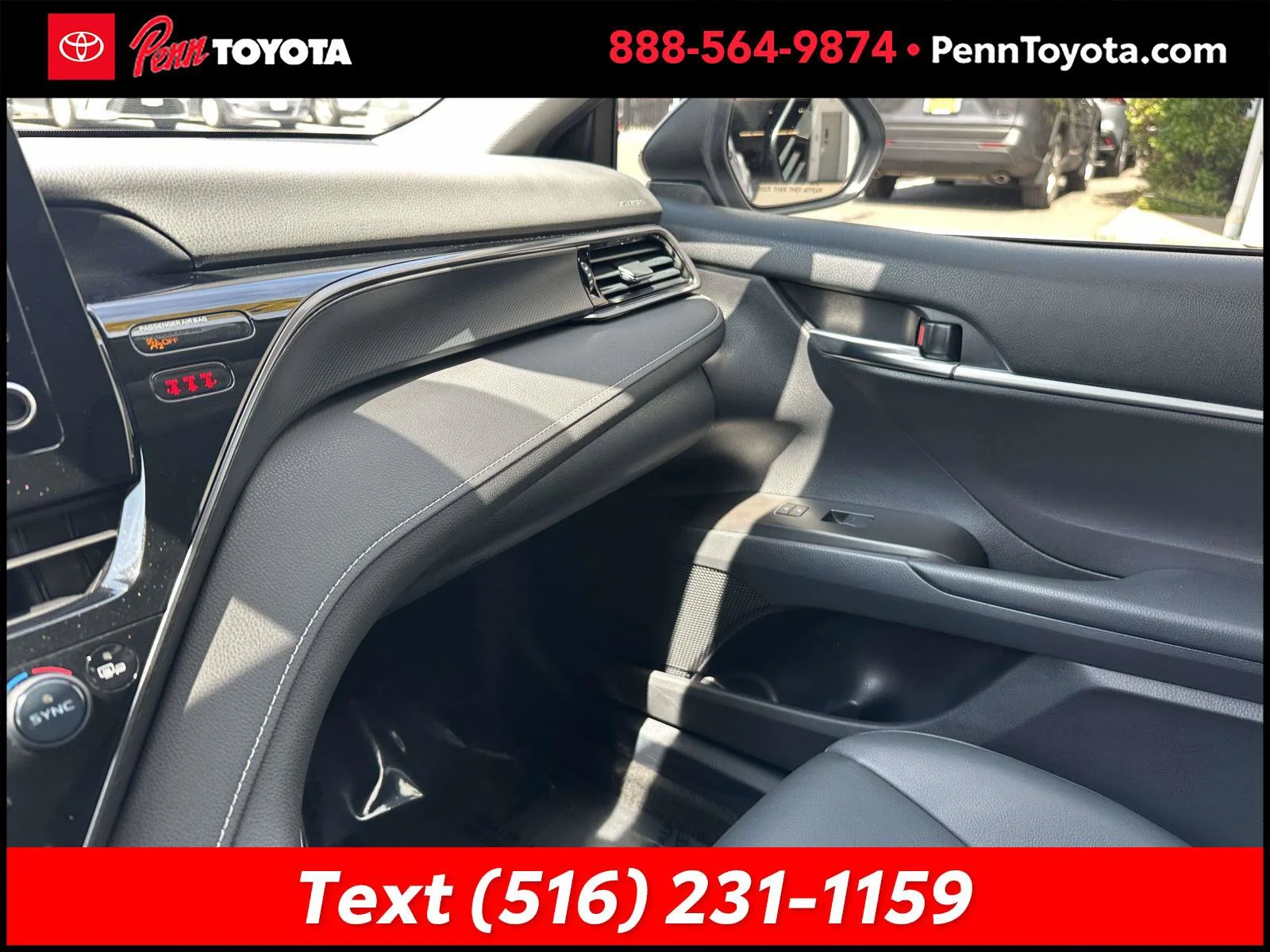 Used 2022 White Toyota SE Nightshade image 29
