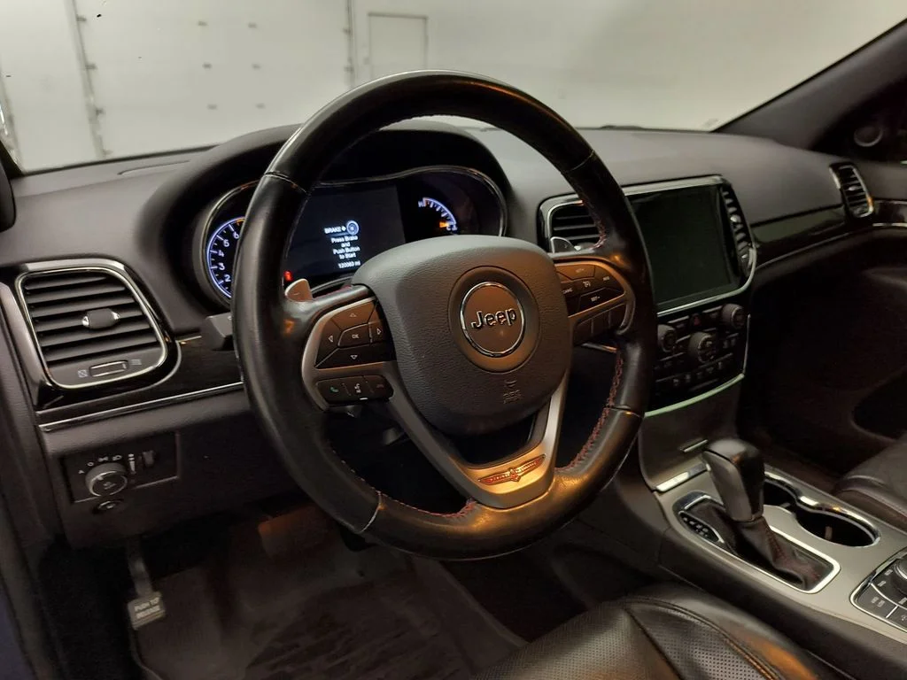 Used 2020 Slate Blue Pearlcoat Jeep Trailhawk image 4