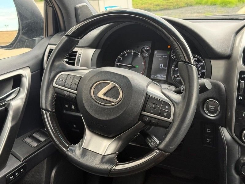 Used 2022 Gray Pearl Lexus 460 Luxury image 15