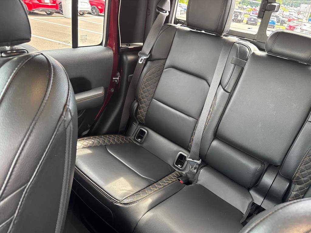 Used 2021 Snazzberry Pearlcoat Jeep High Altitude image 16