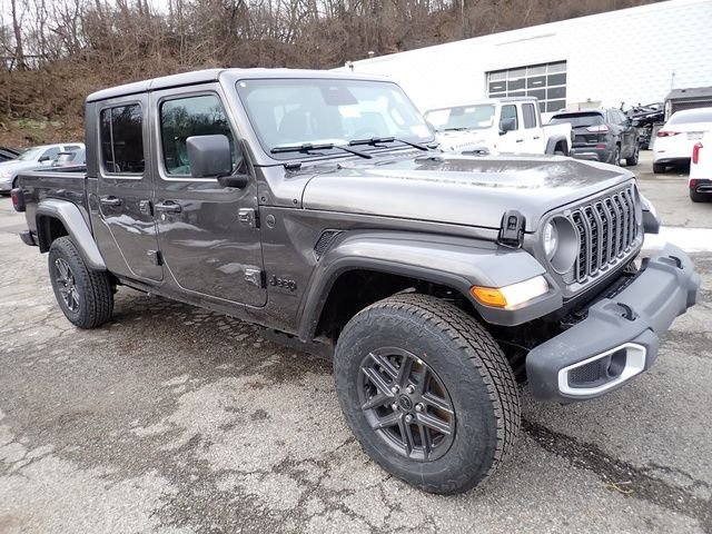 New 2026 Granite Crystal Metallic Clear-Coat Exterior Paint Jeep Sport S image 9