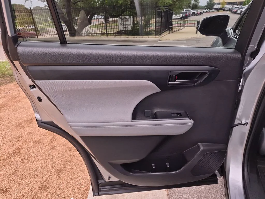 Used 2023 Silver Toyota L image 34