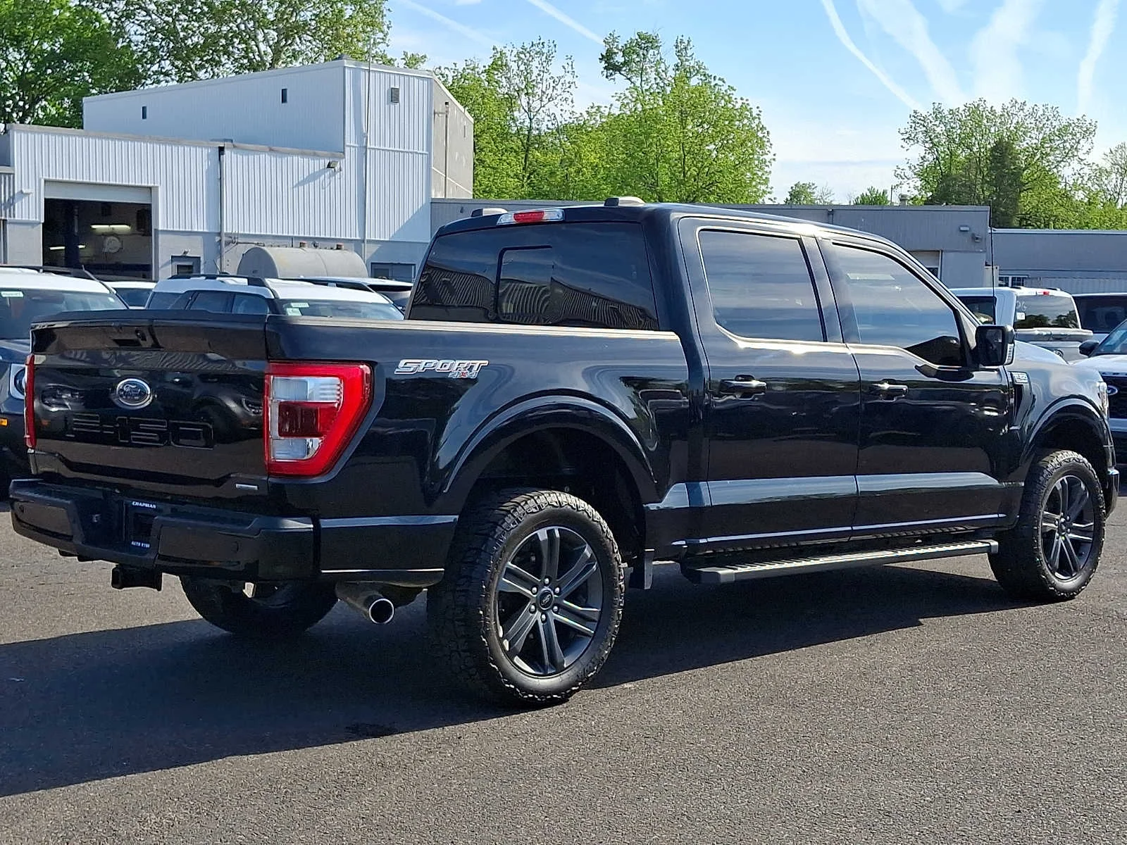 Used 2023 Agate Black Metallic Ford LARIAT image 6
