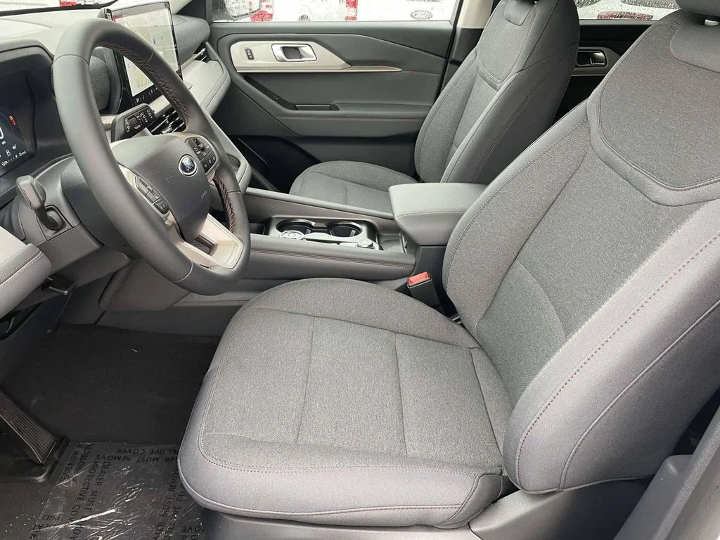 New 2026 Space White Metallic Ford Active image 12