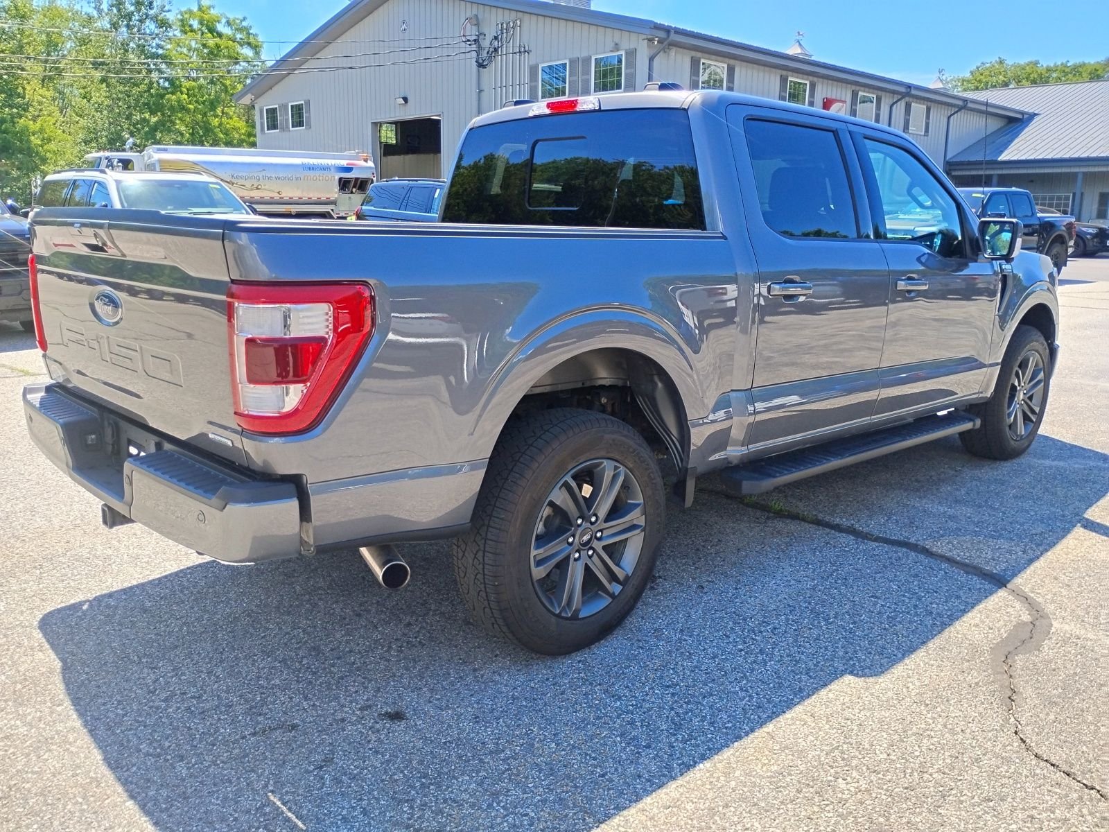Used 2023 Gray Ford Lariat image 7