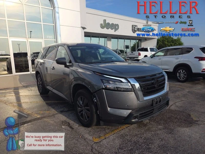 Used 2022 Gun Metallic Nissan S image 1