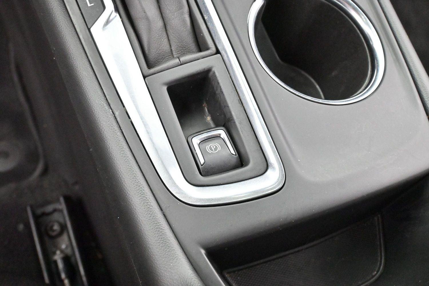 Used 2024 Lakeshore Blue Metallic Chevrolet LT image 20