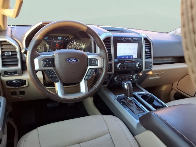 Used 2020 Red Ford LARIAT image 4