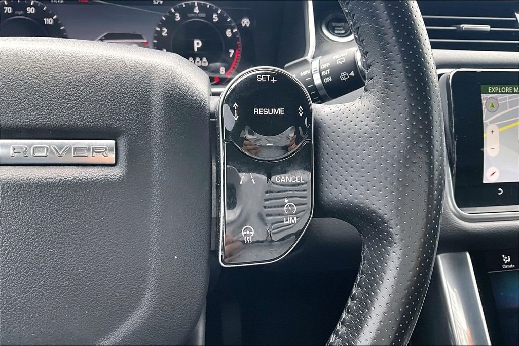 Used 2020 White Land Rover HSE image 20