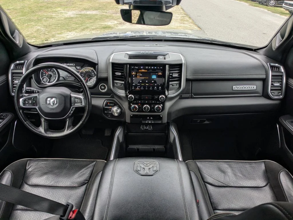 Used 2024 Silver Ram Laramie image 15