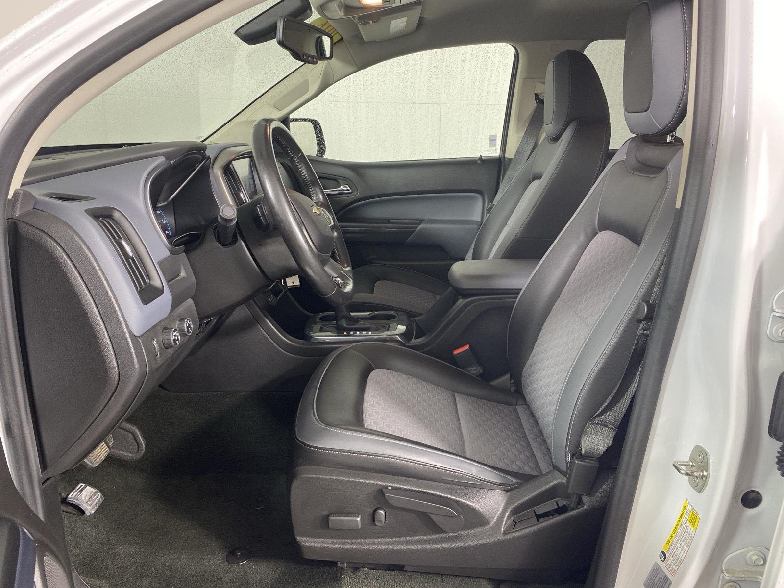Used 2016 Summit White Chevrolet 4WD Z71 image 11