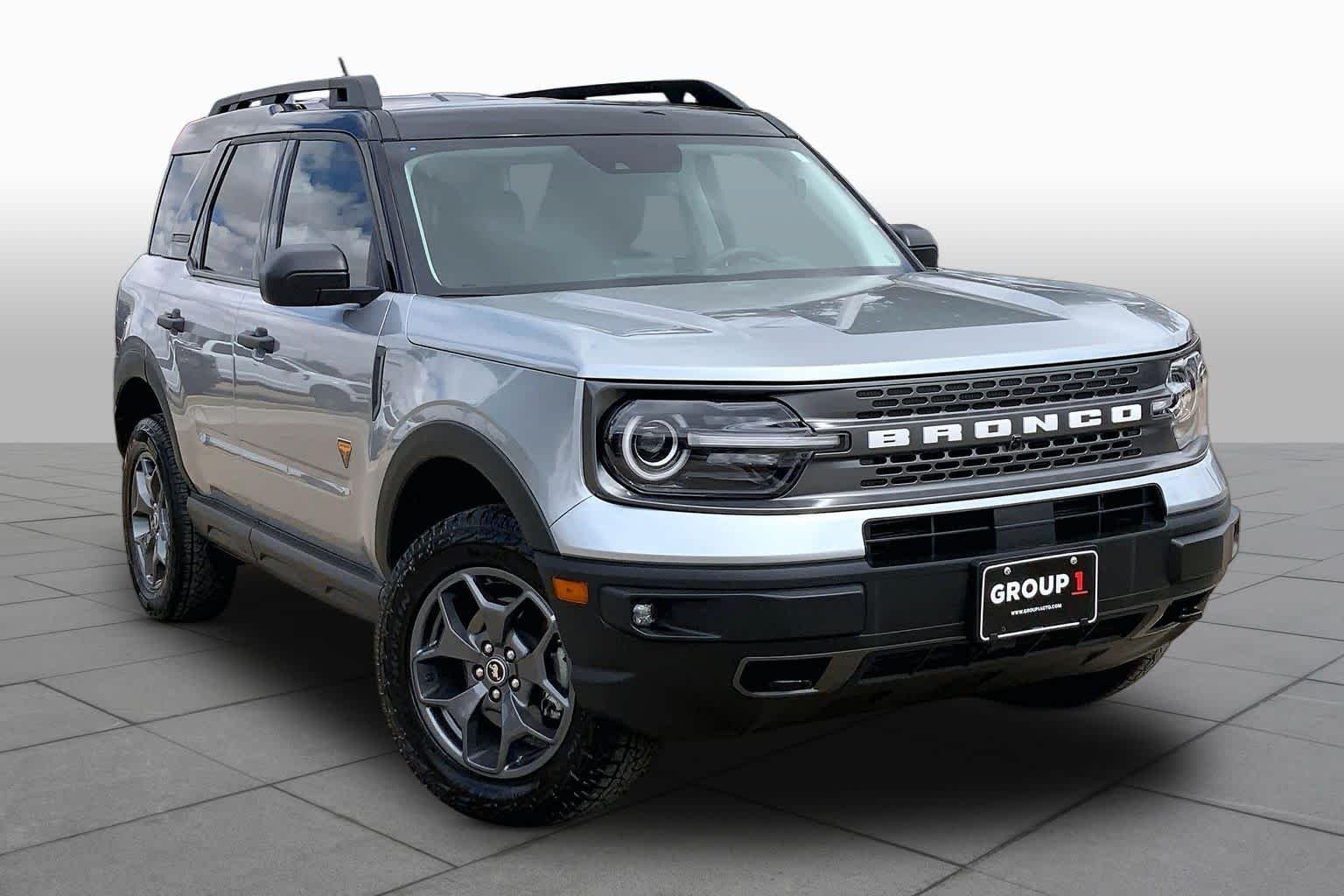 Used 2021 Iconic Silver Metallic Ford Badlands image 3