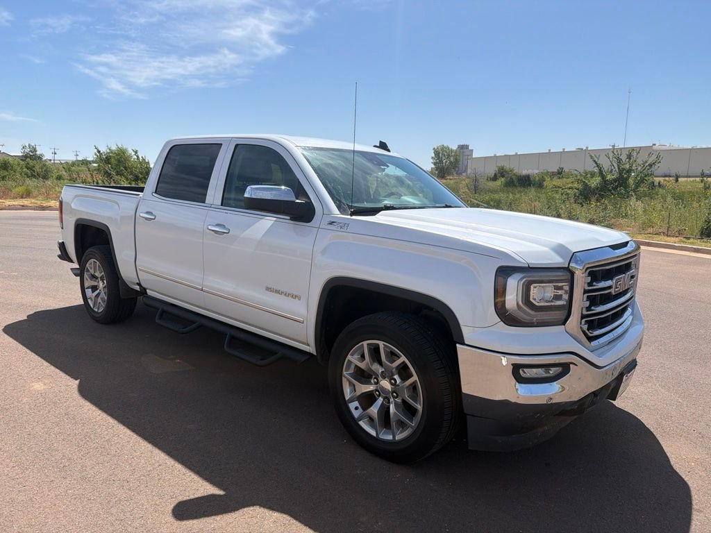 Used 2018 White Frost Tricoat GMC SLT image 3