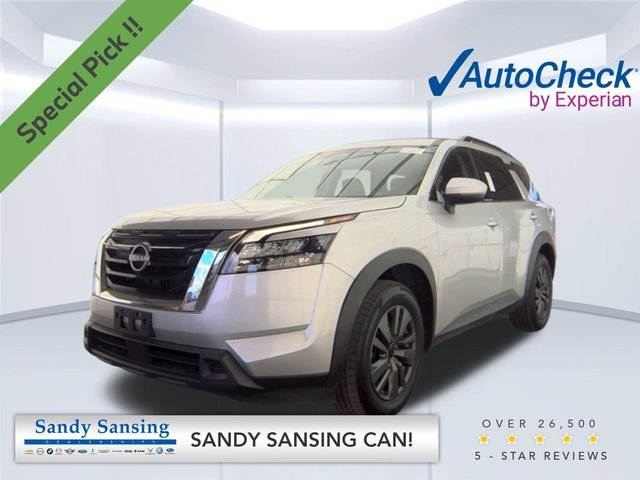 2024 Nissan Pathfinder SV