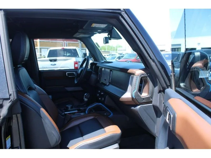 Used 2023 Shadow Black Ford Outer Banks image 12