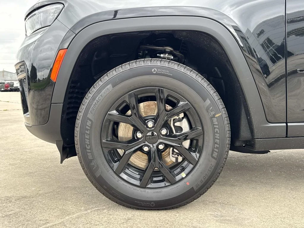 New 2026 Black Jeep Laredo image 5