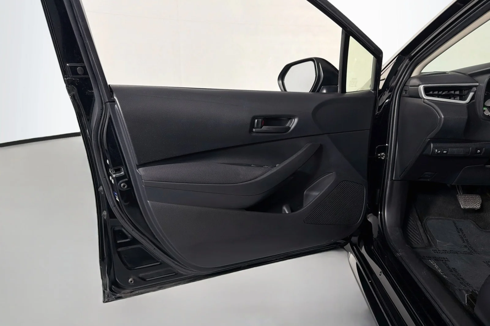 Used 2023 BLACK Toyota Hybrid LE image 20