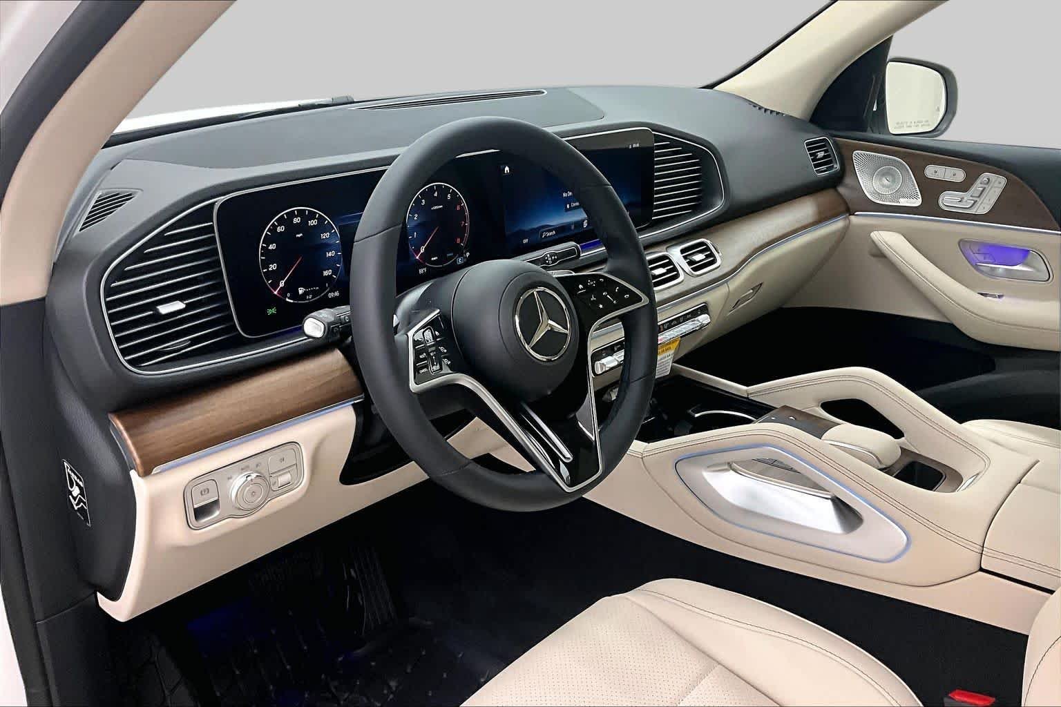 New 2026 Polar White Mercedes-Benz GLE 450 image 8