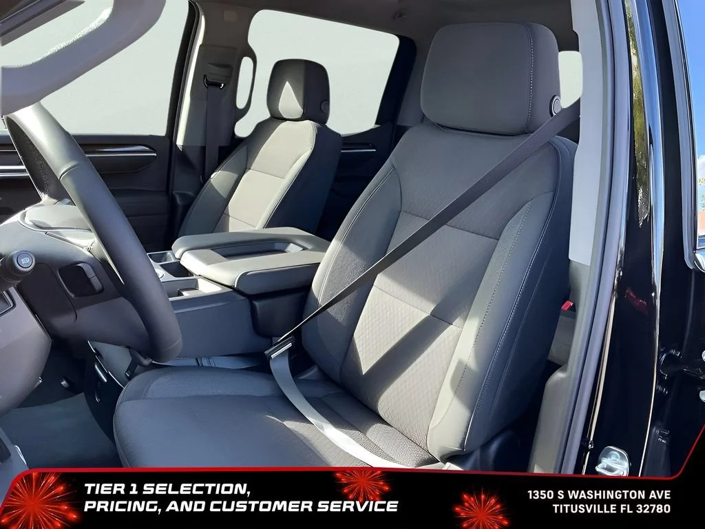 New 2026 Onyx Black GMC SLE image 4