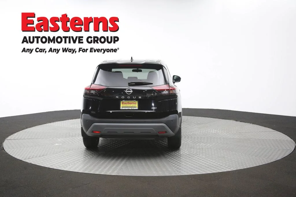 Used 2023 Black Nissan S image 32