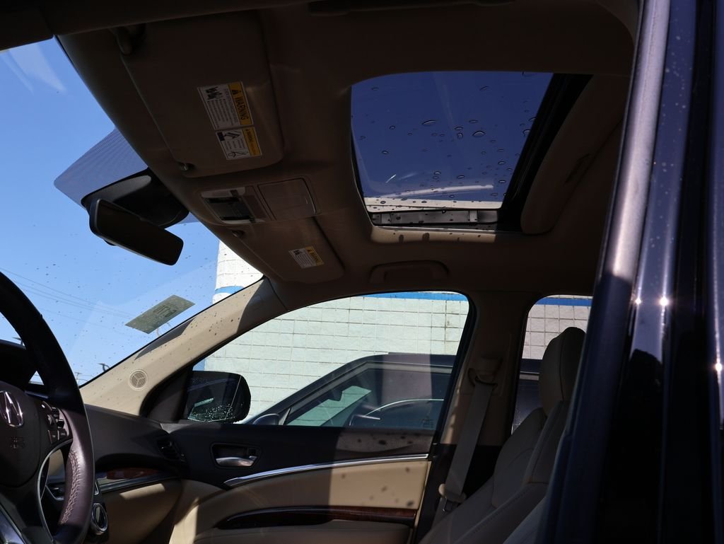 Used 2018  Acura 3.5L image 10