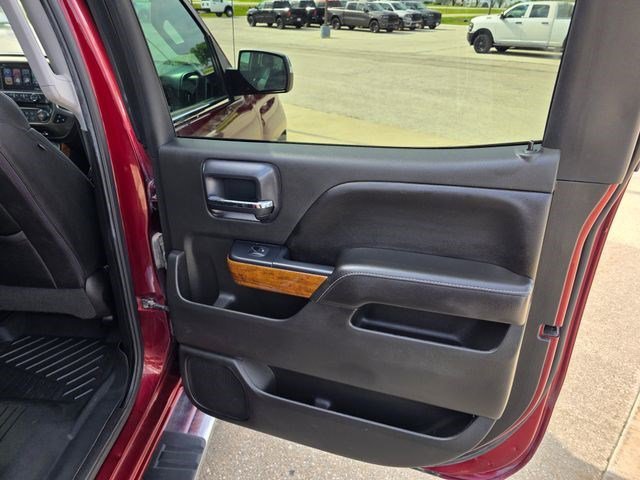 Used 2017 Siren Red Tintcoat Chevrolet High Country image 10