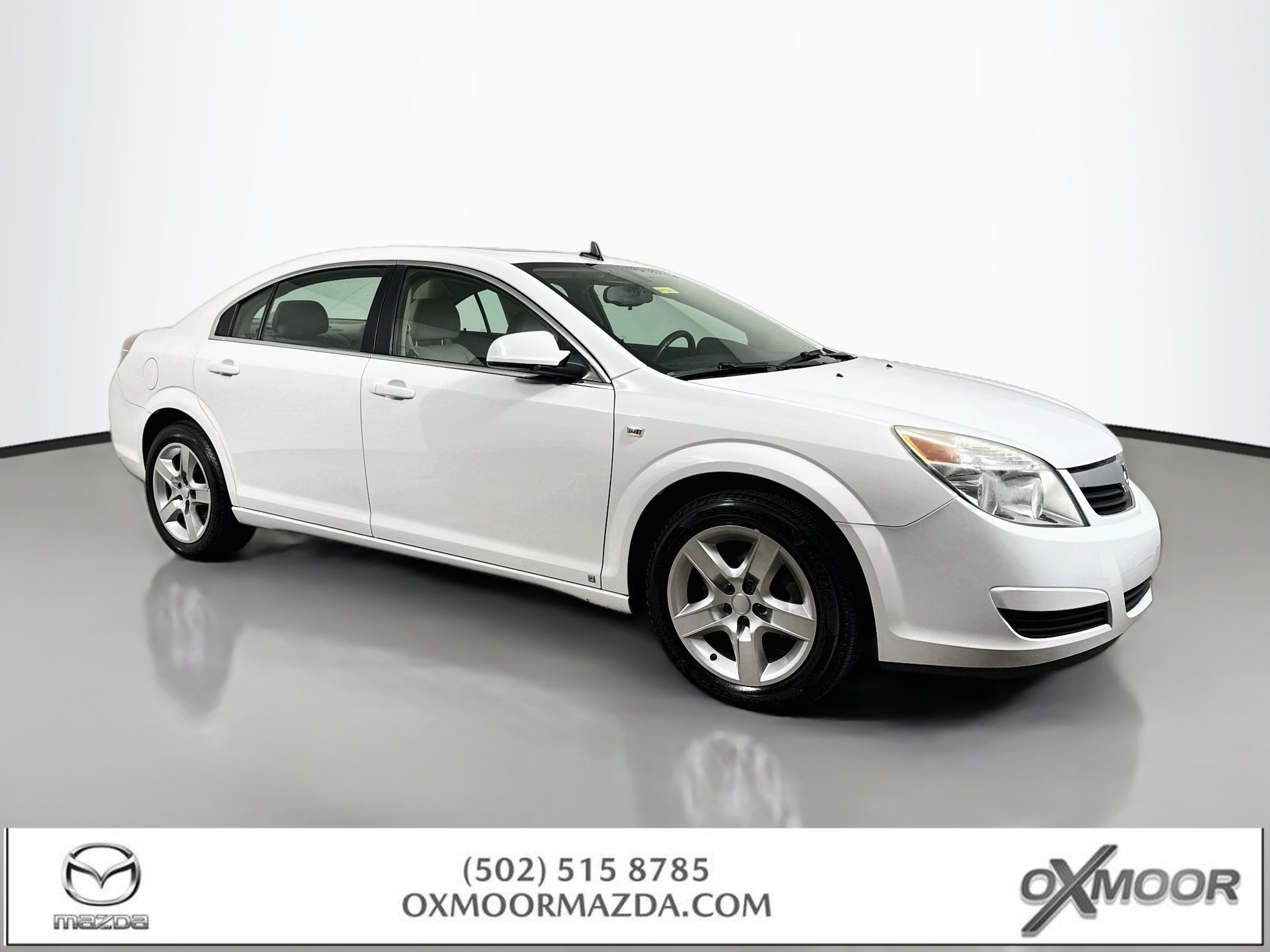 Used 2009 Polar White Saturn XE image 1