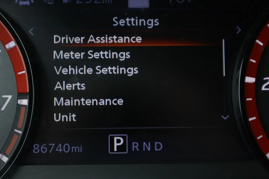 Used 2022 Black Nissan PRO-X image 15
