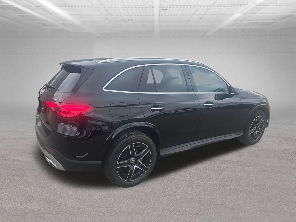 New 2026 Black Mercedes-Benz GLC 300 image 3