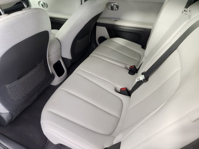2024 Hyundai IONIQ 5 Limited - Photo 16
