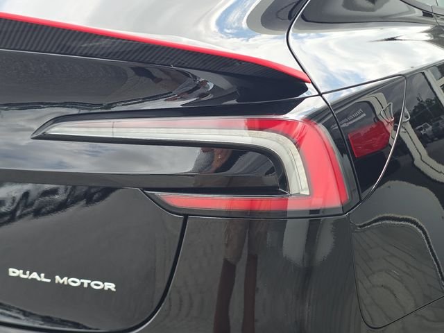 2025 Tesla Model 3 Long Range - Photo 8