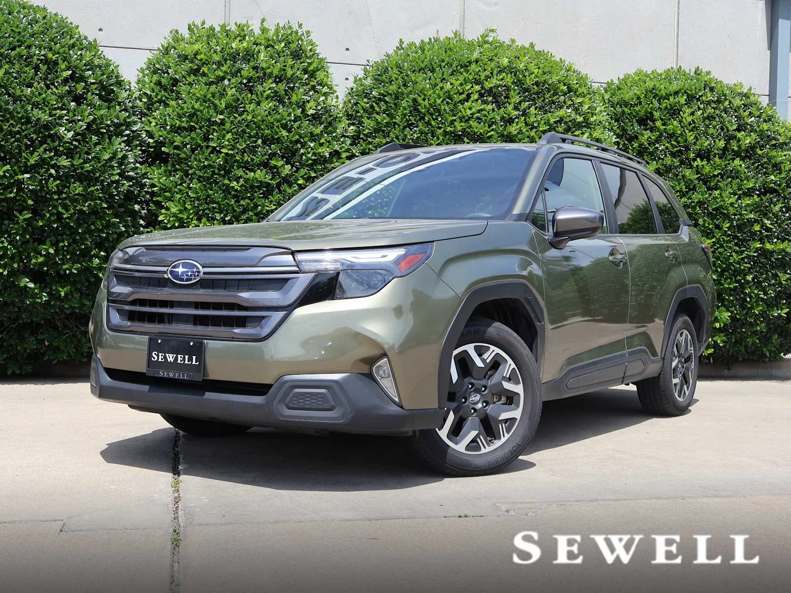 2025 Subaru Forester Premium's photo