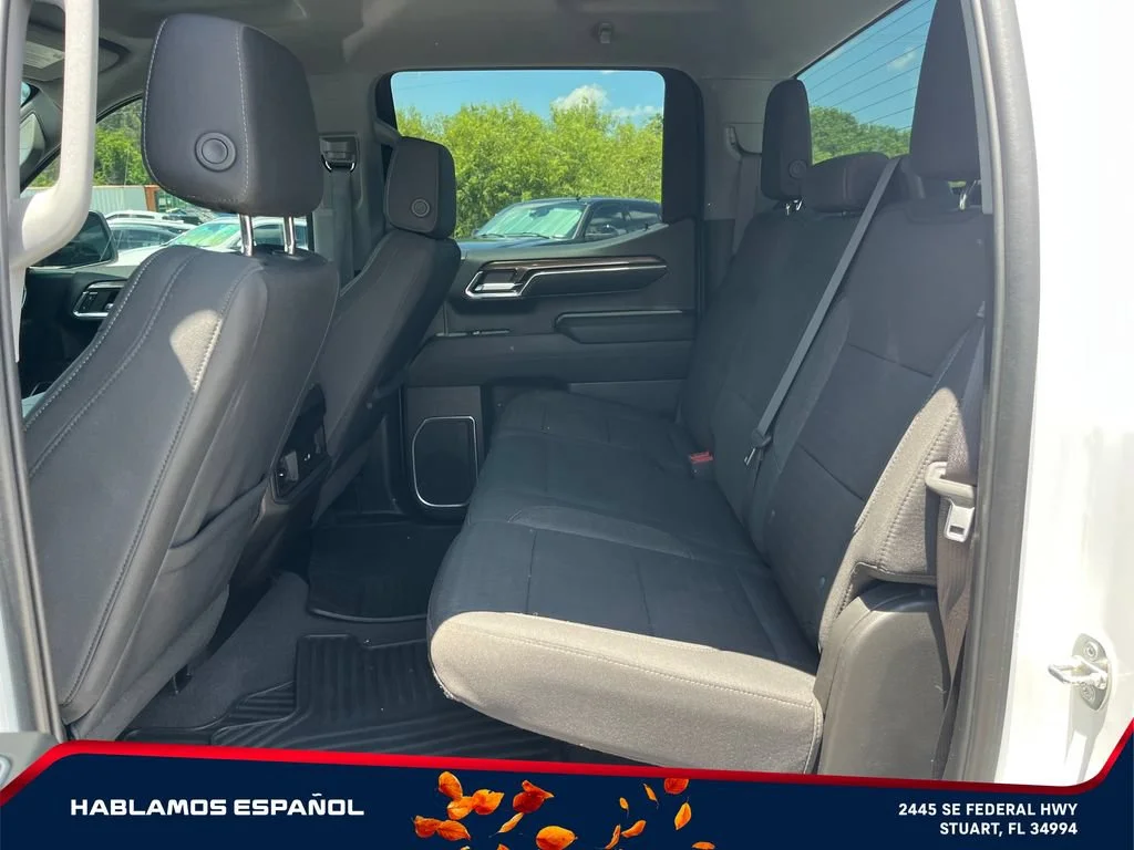 Used 2024 Summit White Chevrolet RST image 11