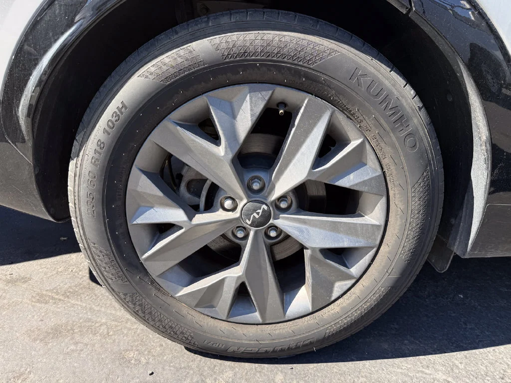 Used 2024 Gray Kia SX image 24