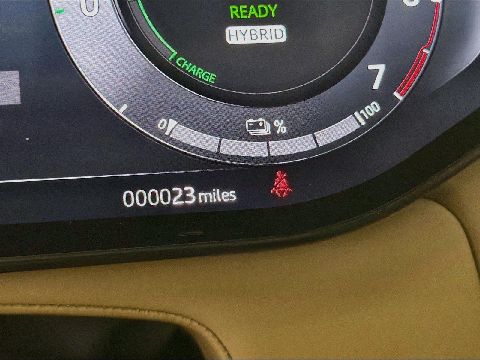 New 2026 Fuji White Land Rover SE image 11