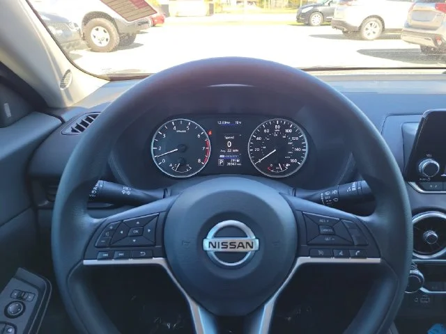 Used 2022 Gray Nissan S image 22