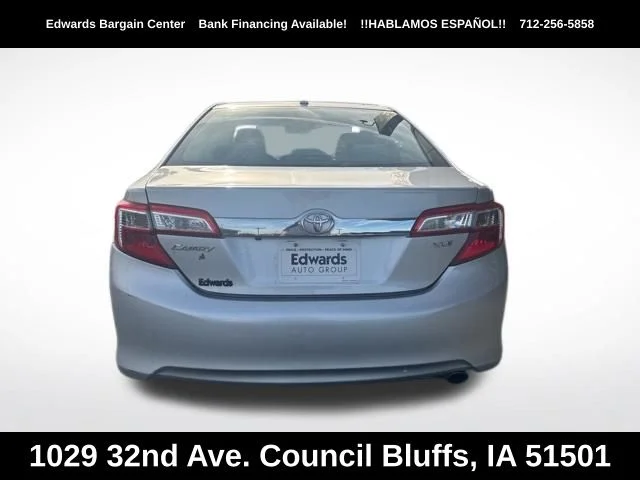 Used 2014 Silver Toyota XLE image 6