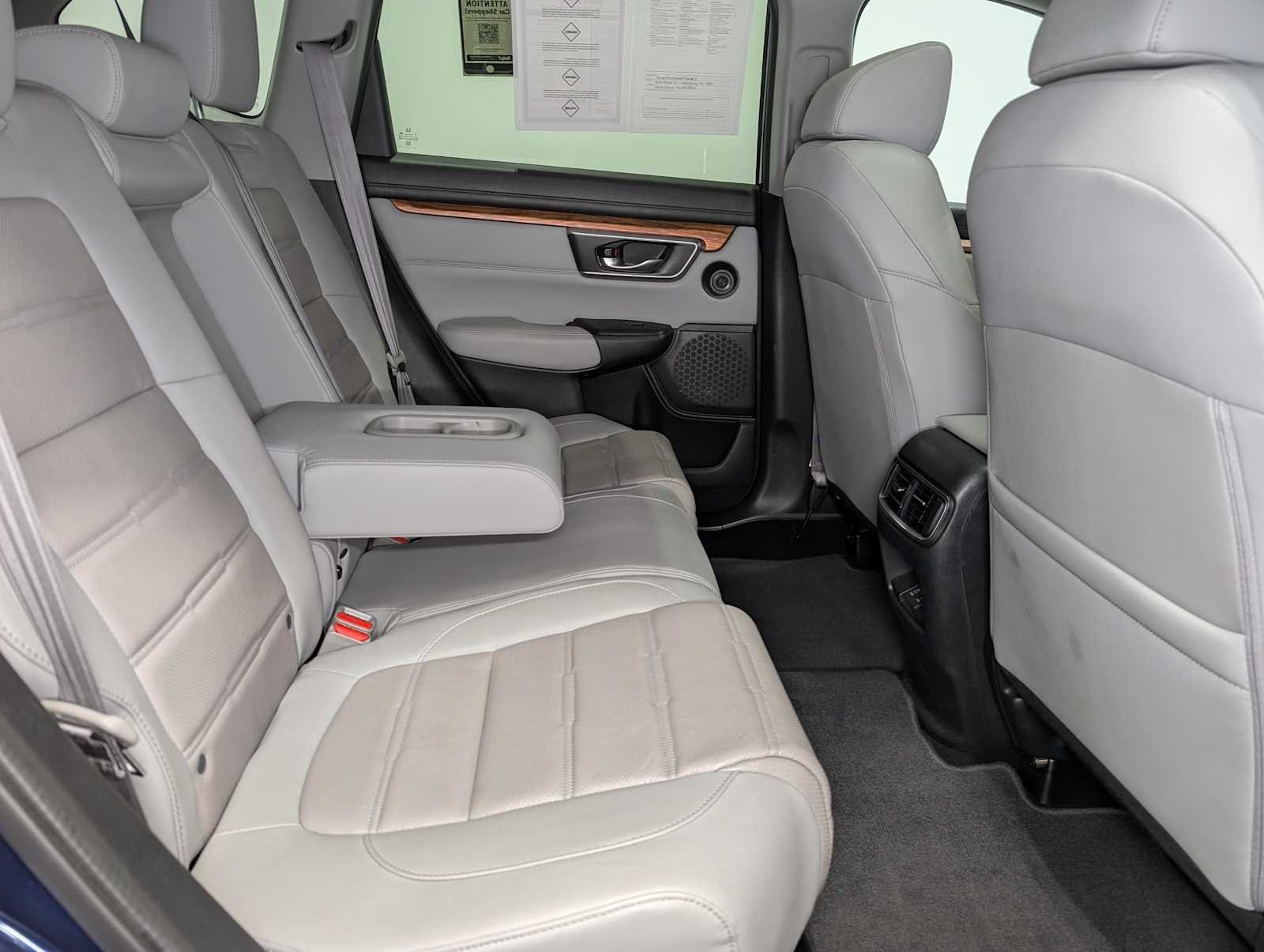 Used 2018 Obsidian Blue Pearl Honda Touring image 42