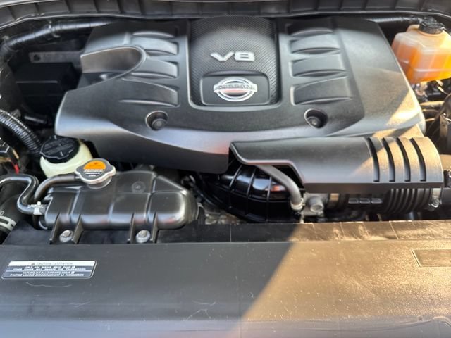 Used 2020 Black Nissan Platinum image 22