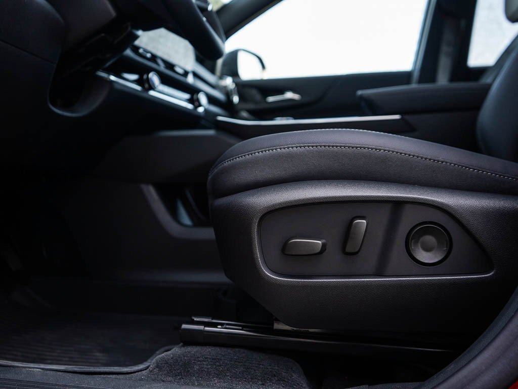 2026 Chevrolet Equinox LT - Photo 17