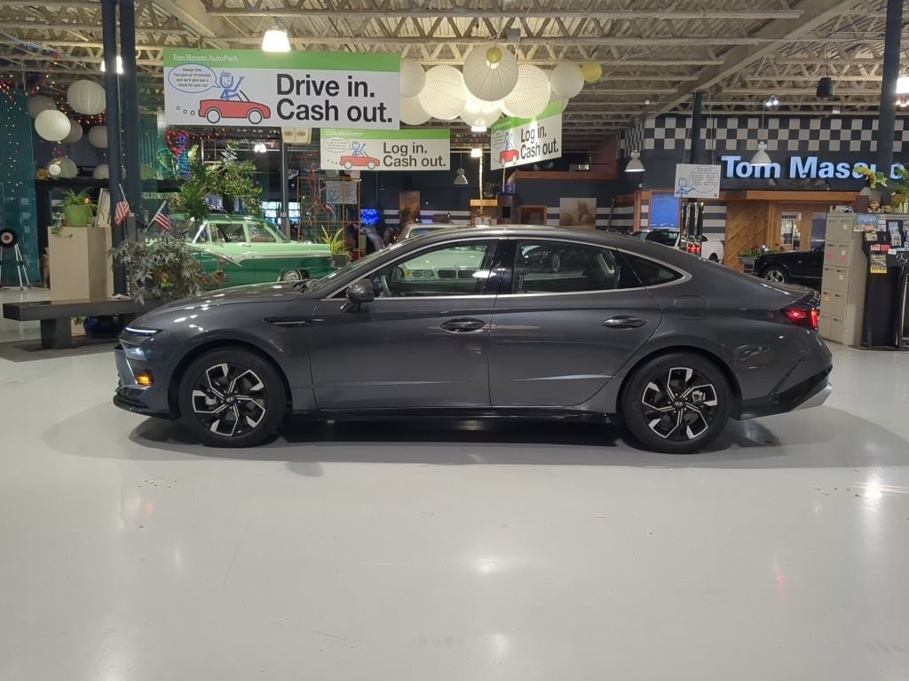 Certified Used 2025 Gray Hyundai SEL image 11