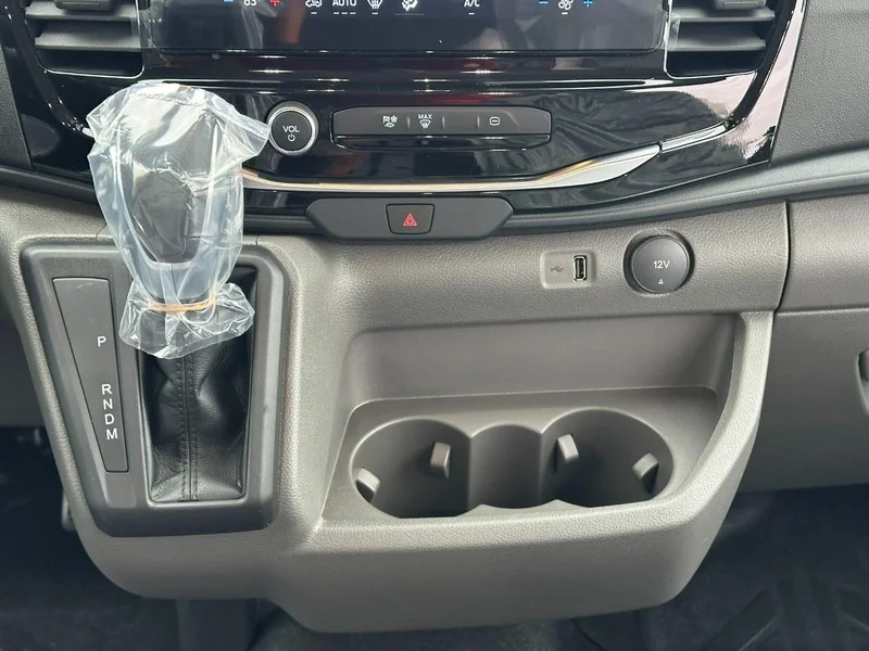 2025 Ford Transit Van Base - Photo 8
