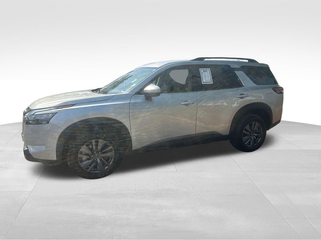 Used 2025 Silver Nissan SV image 9
