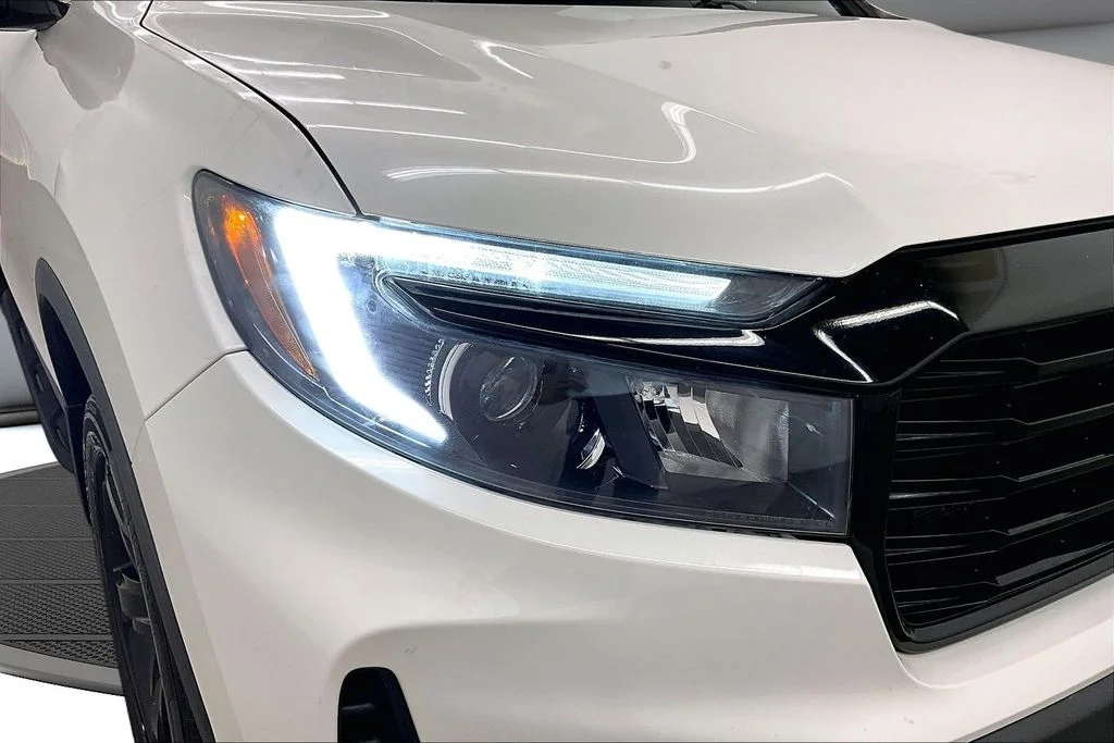 Used 2021 White Honda Black Edition image 31