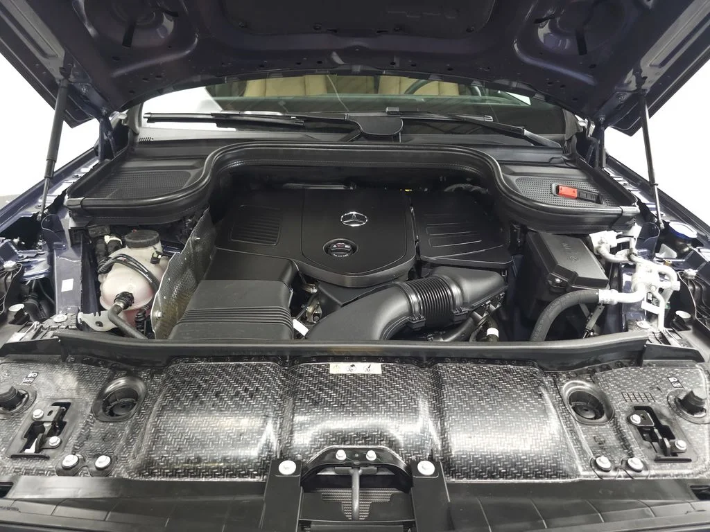 Used 2025 Twilight Blue Metallic Mercedes-Benz GLE 450e image 34