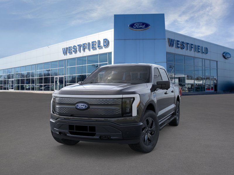 New 2025 Ford F-150 Lightning Flash™ SuperCrew in La Grange