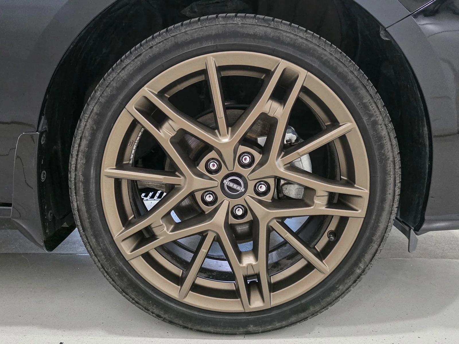 Used 2025 Black Nissan 2.5 SR image 18