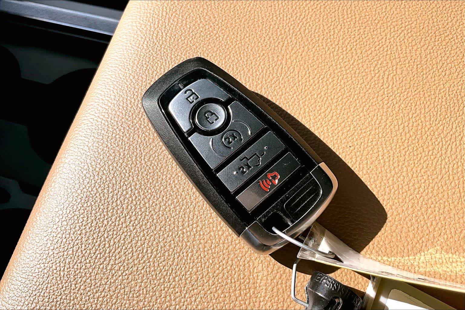 Used 2024 Carbonized Gray Ford LARIAT image 17