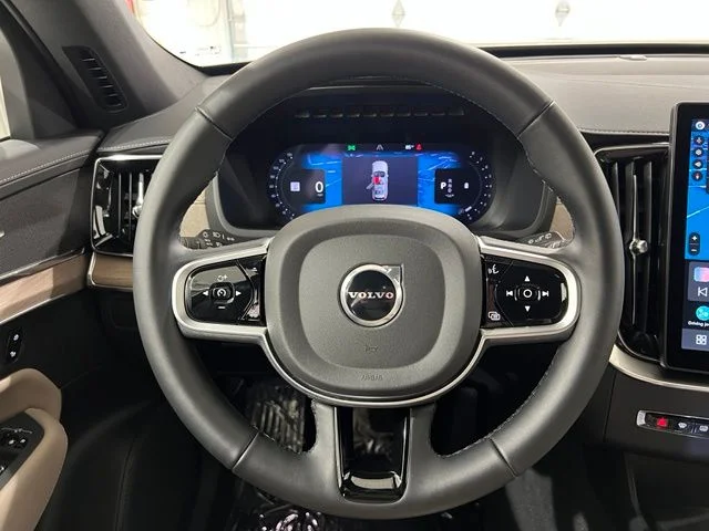 2026 Volvo XC90 Core - Photo 13